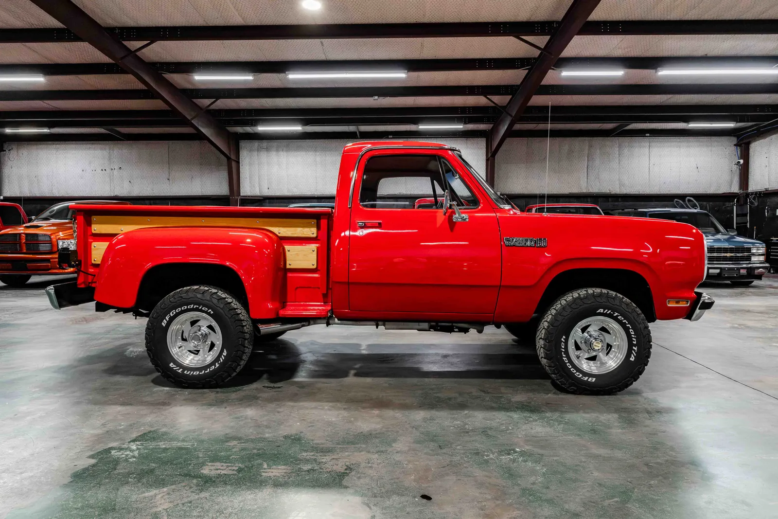 1980 Dodge-Power Wagon-Crimson Red-128300-38.jpg